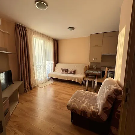 Appartamento с одной спальней *